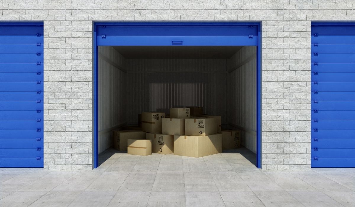 storage unit with boxes